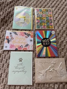 Umi Assorted Greeting Card Set - Red, Yellow, Green, Gold, Brown